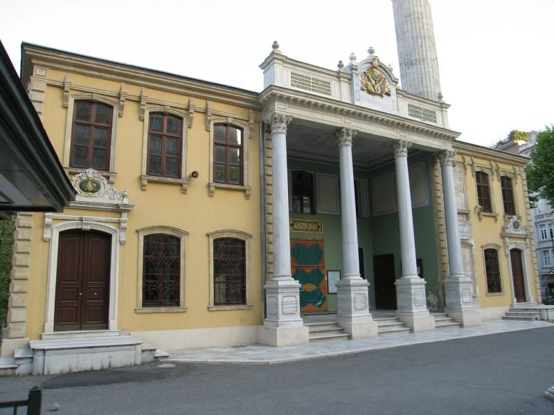 Teşvikiye Mosque in Nişantaşı